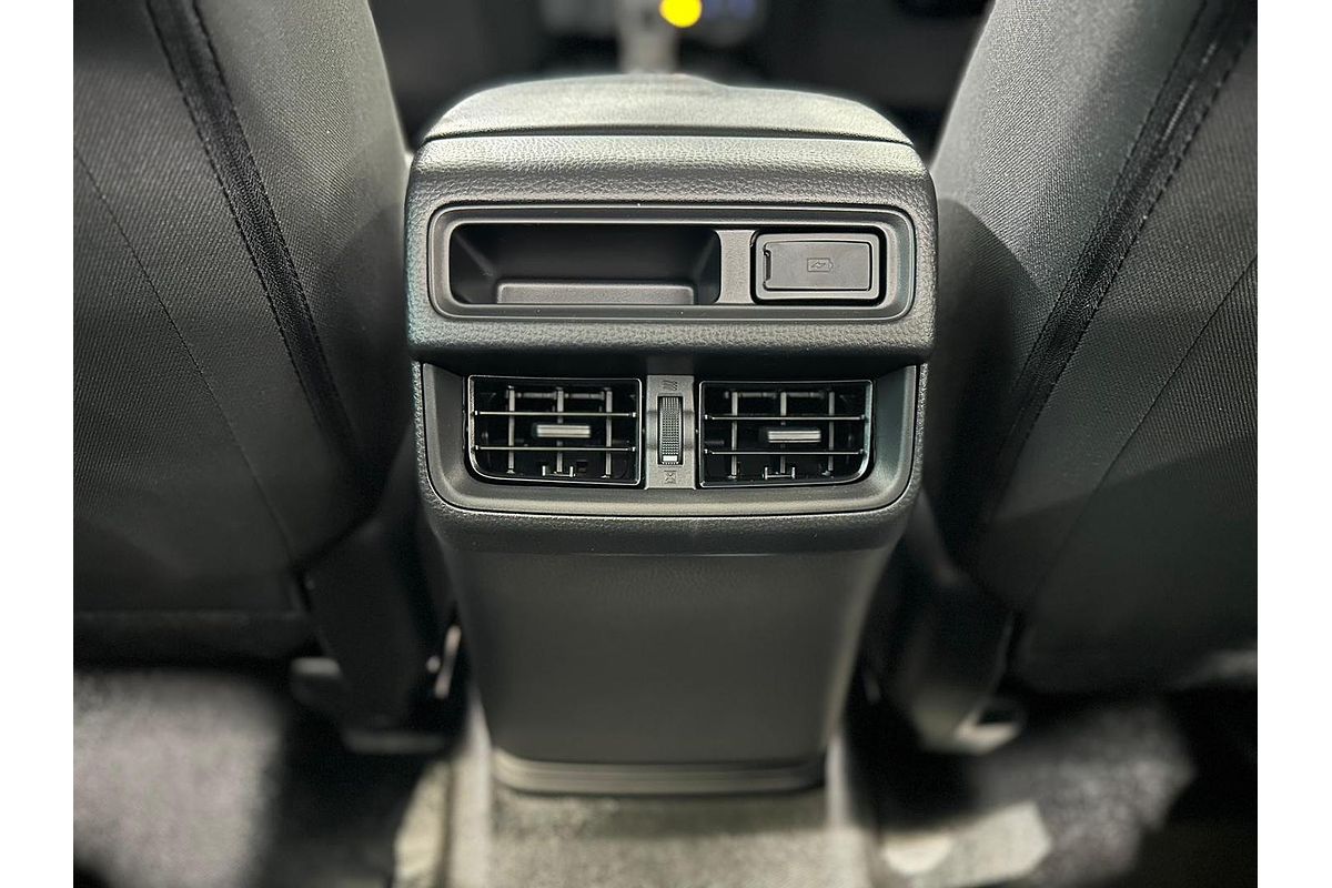 2025 Isuzu D-MAX SX 4X4