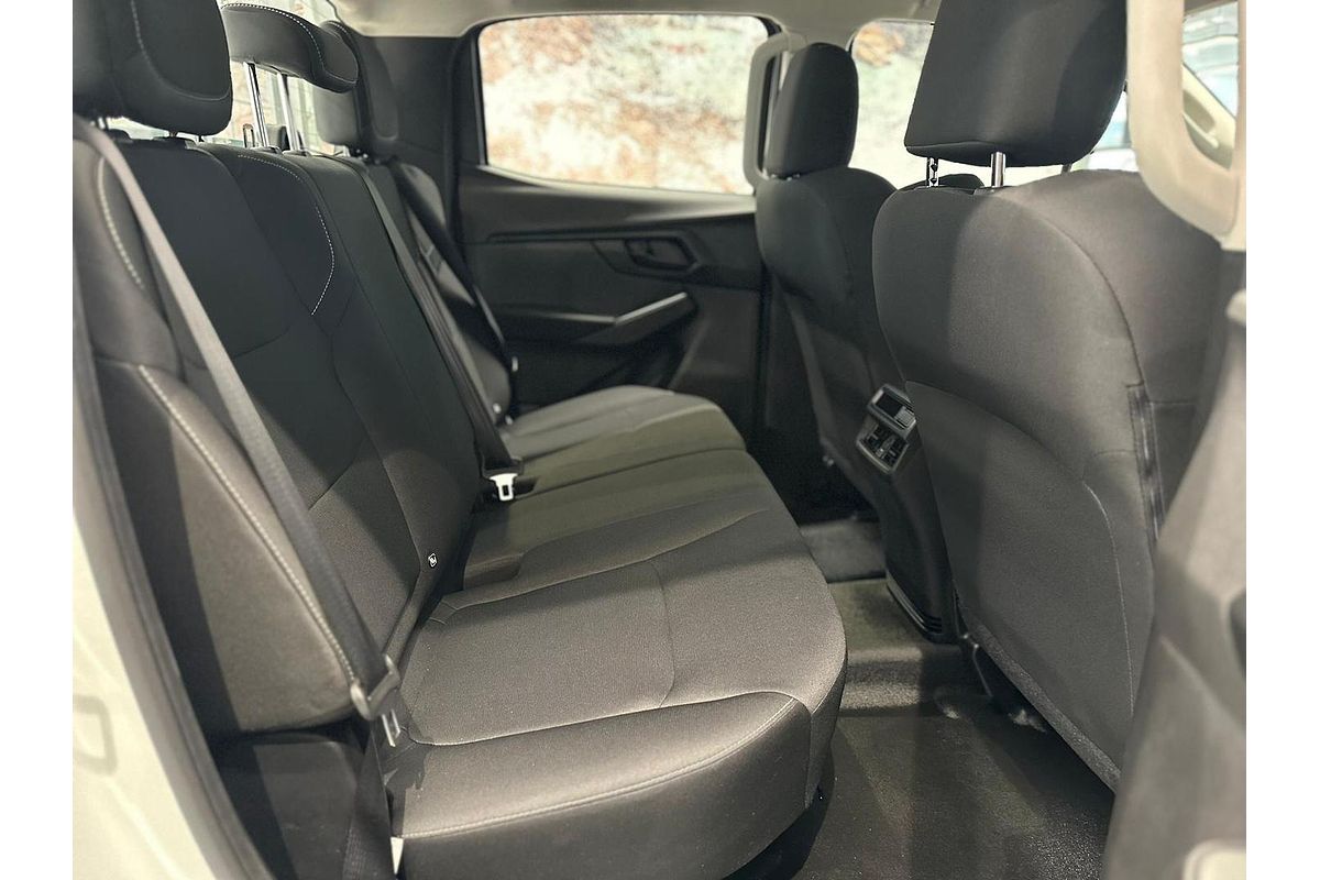 2025 Isuzu D-MAX SX 4X4