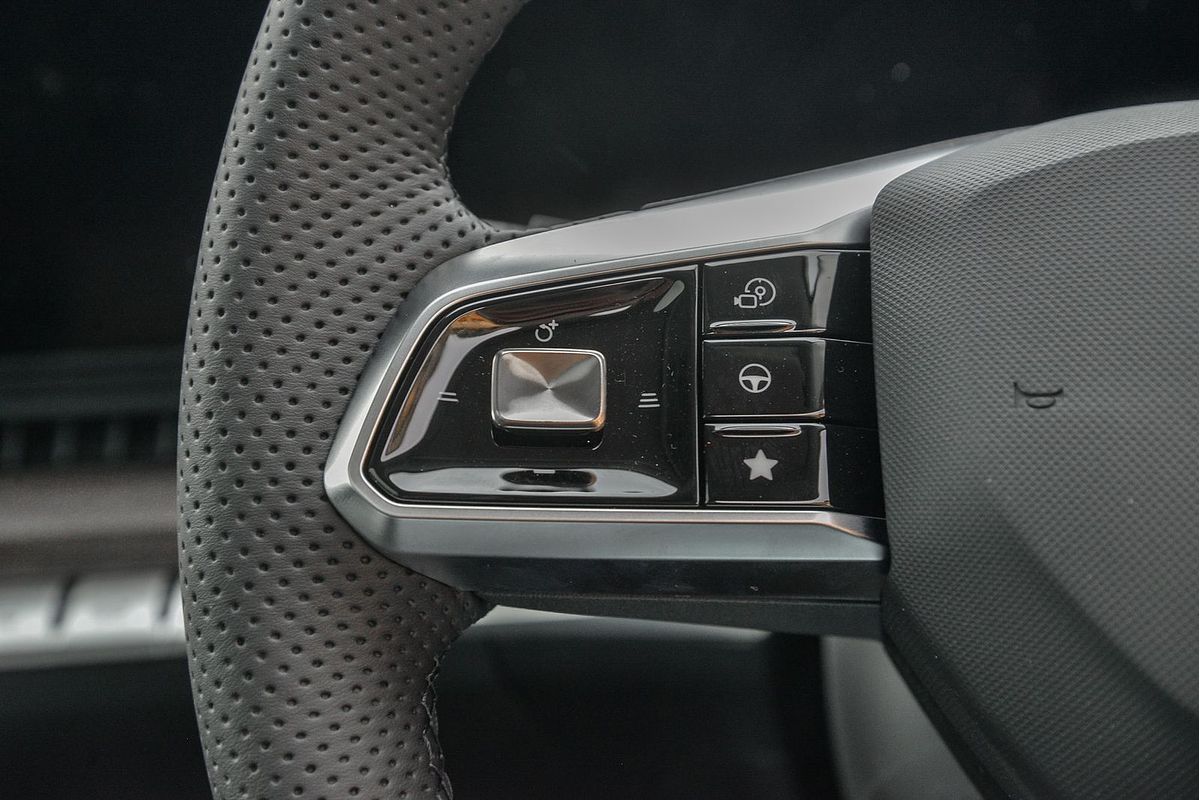 2025 MG QS Excite IS31