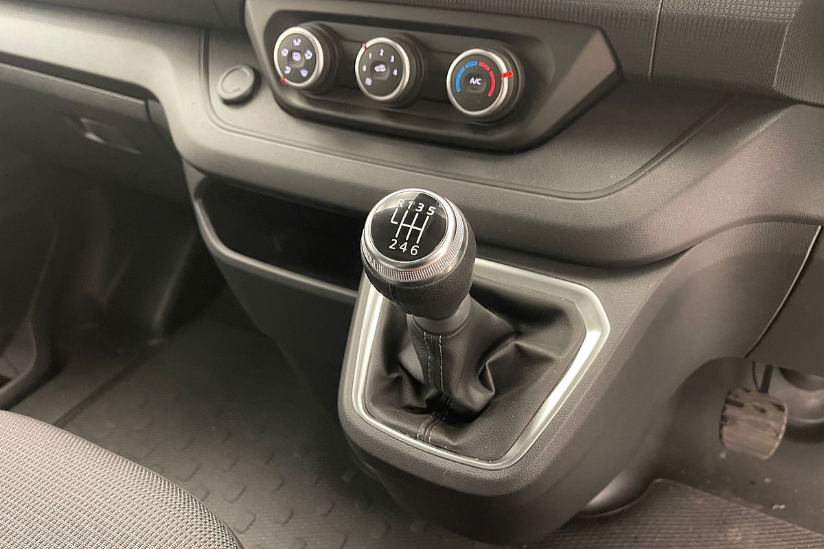 2023 Renault Trafic Pro X82 SWB Low Roof