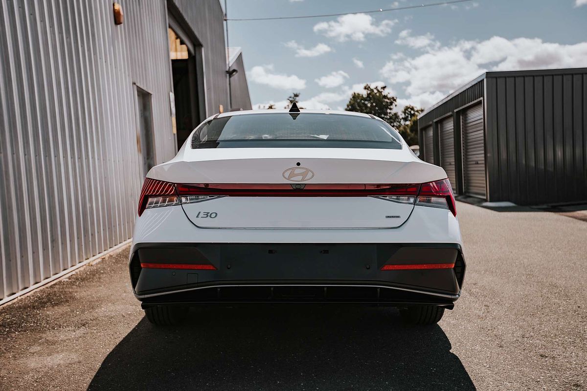 2025 Hyundai i30 Elite Hybrid CN7.V2