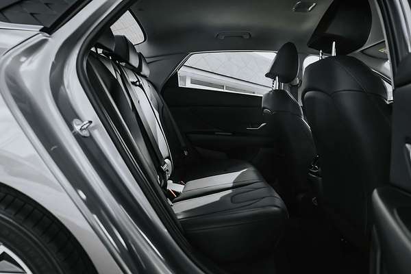 2025 Hyundai i30 Elite CN7.V2