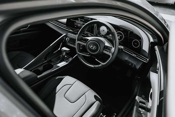 2025 Hyundai i30 Elite CN7.V2