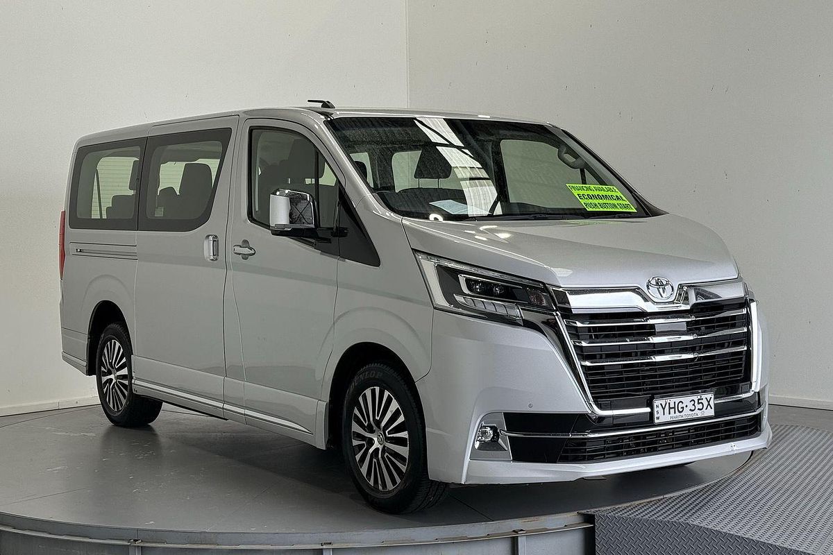 2019 Toyota Granvia GDH303R