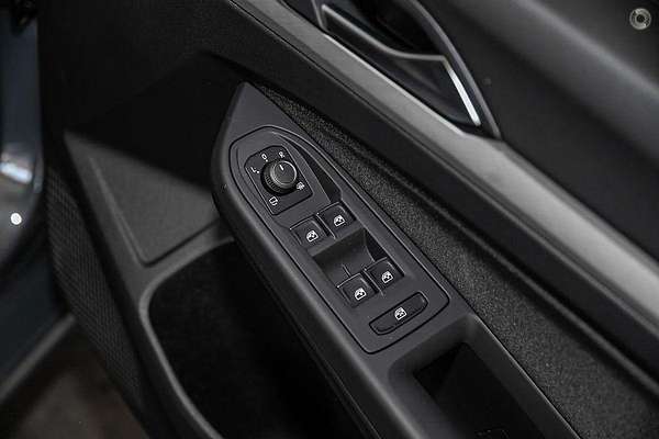 2025 Volkswagen Golf 110TSI Life 8.5