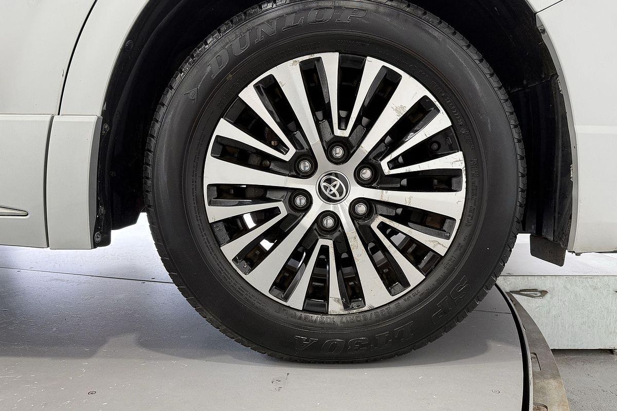 2019 Toyota Granvia GDH303R