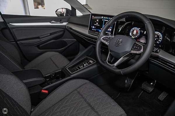 2025 Volkswagen Golf 110TSI Life 8.5