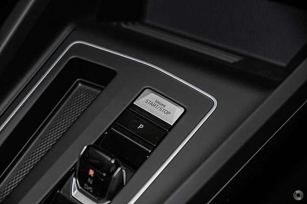 2025 Volkswagen Golf 110TSI Life 8.5