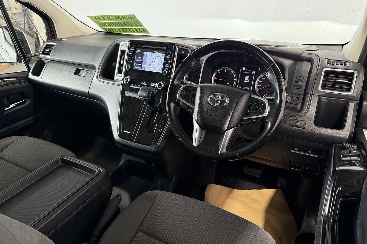 2019 Toyota Granvia GDH303R