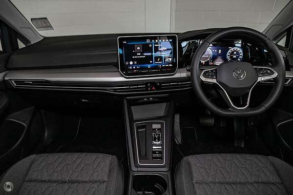 2025 Volkswagen Golf 110TSI Life 8.5