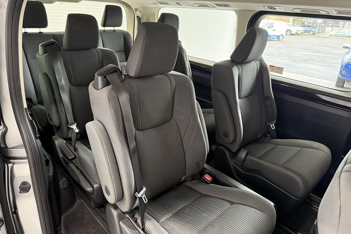 2019 Toyota Granvia GDH303R