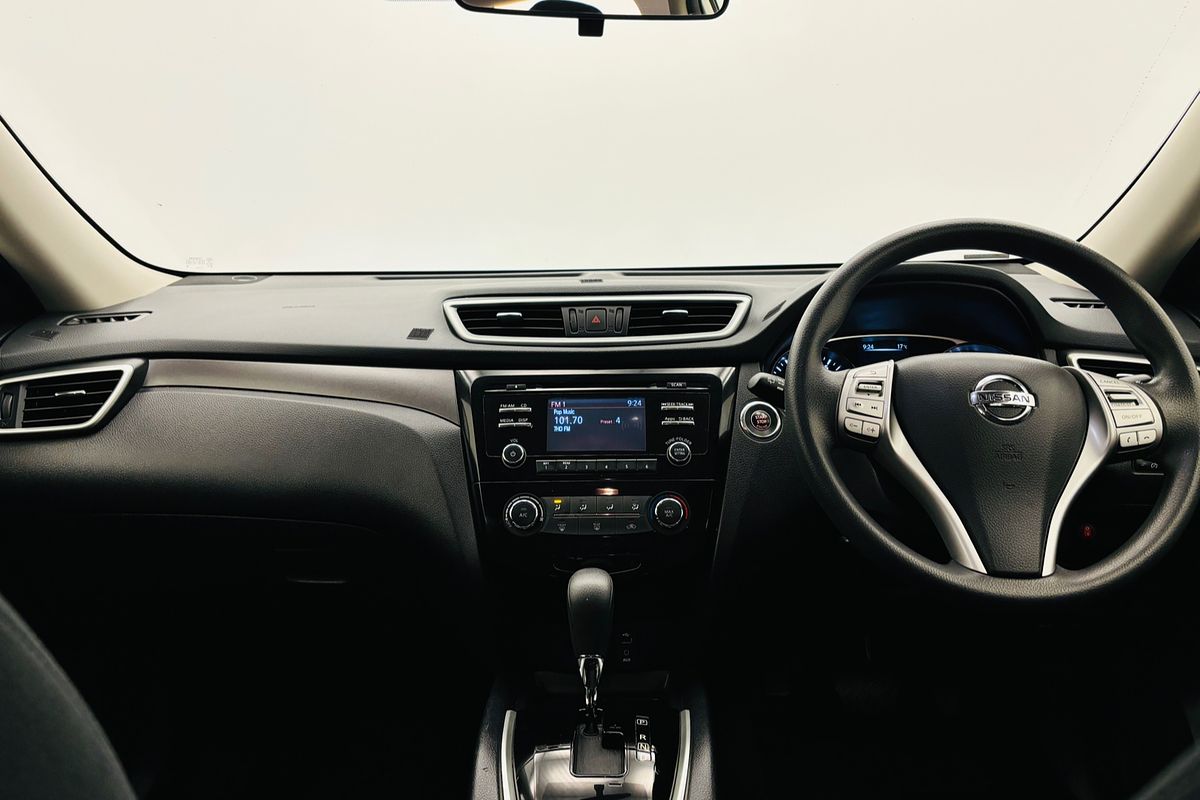 2015 Nissan X-TRAIL ST T32