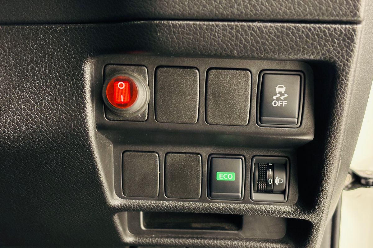 2015 Nissan X-TRAIL ST T32