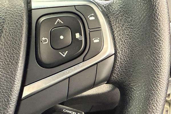 2017 Toyota Camry Altise AVV50R