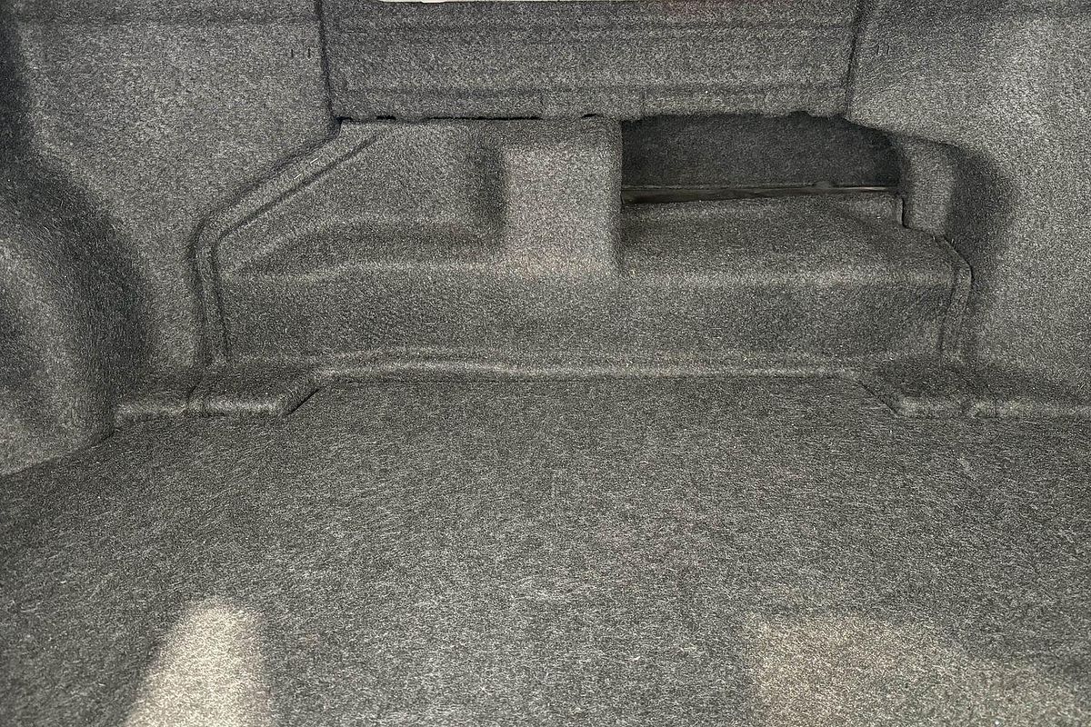 2017 Toyota Camry Altise AVV50R