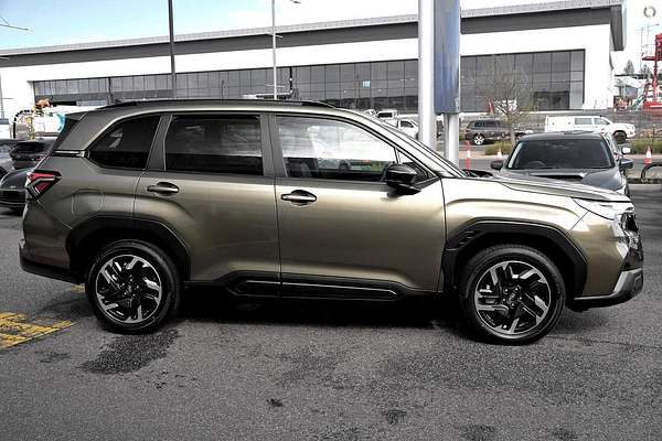 2025 Subaru Forester Touring S6