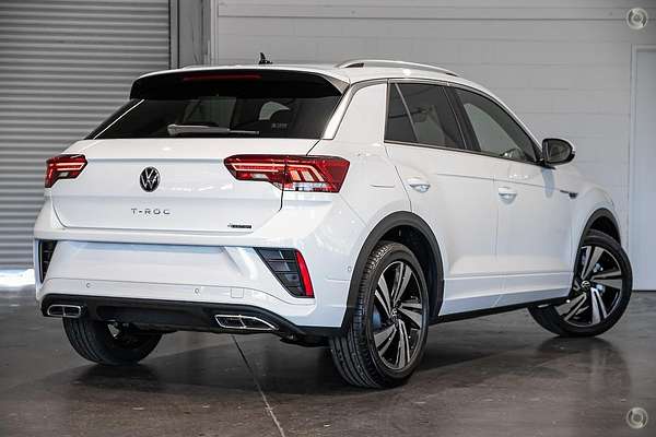 2025 Volkswagen T-Roc 140TSI R-Line D11