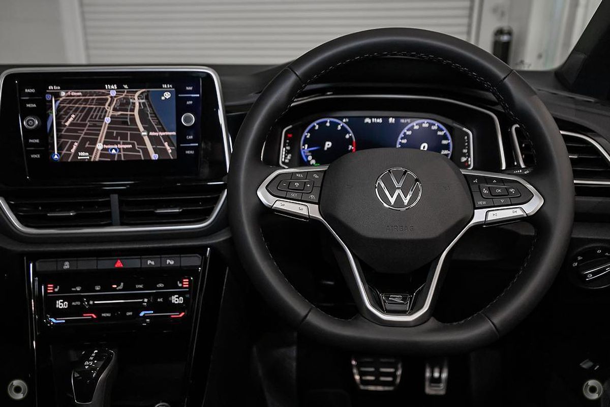 2025 Volkswagen T-Roc 140TSI R-Line D11