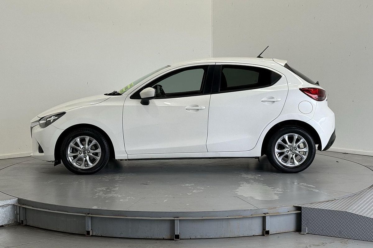 2015 Mazda 2 Maxx DJ Series