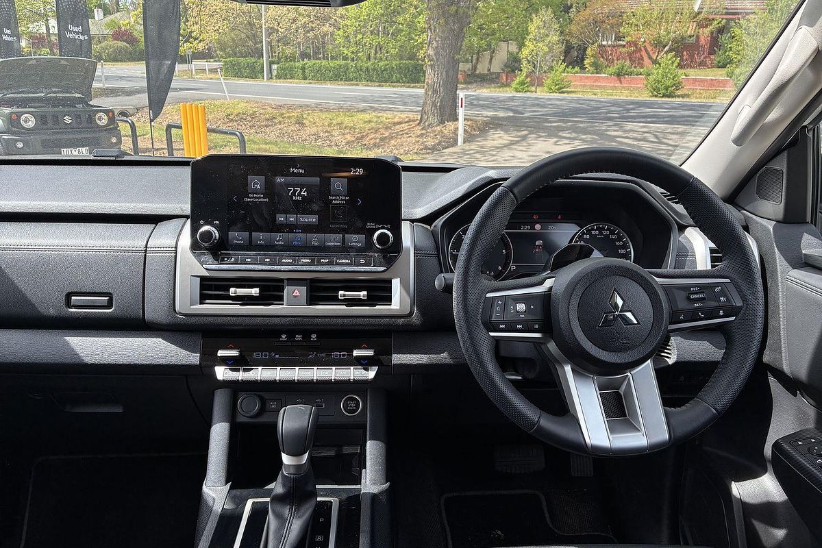 2024 Mitsubishi Triton GLS MV 4X4