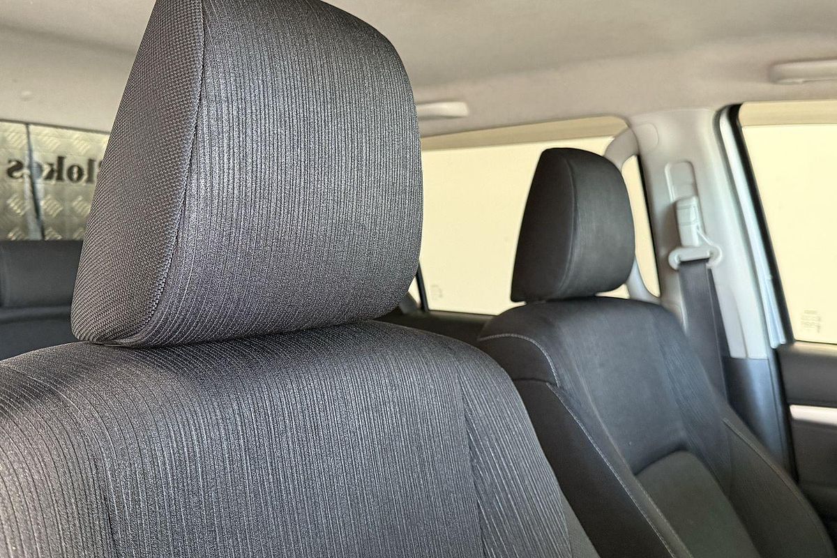 2016 Toyota Hilux SR5 GUN126R 4X4