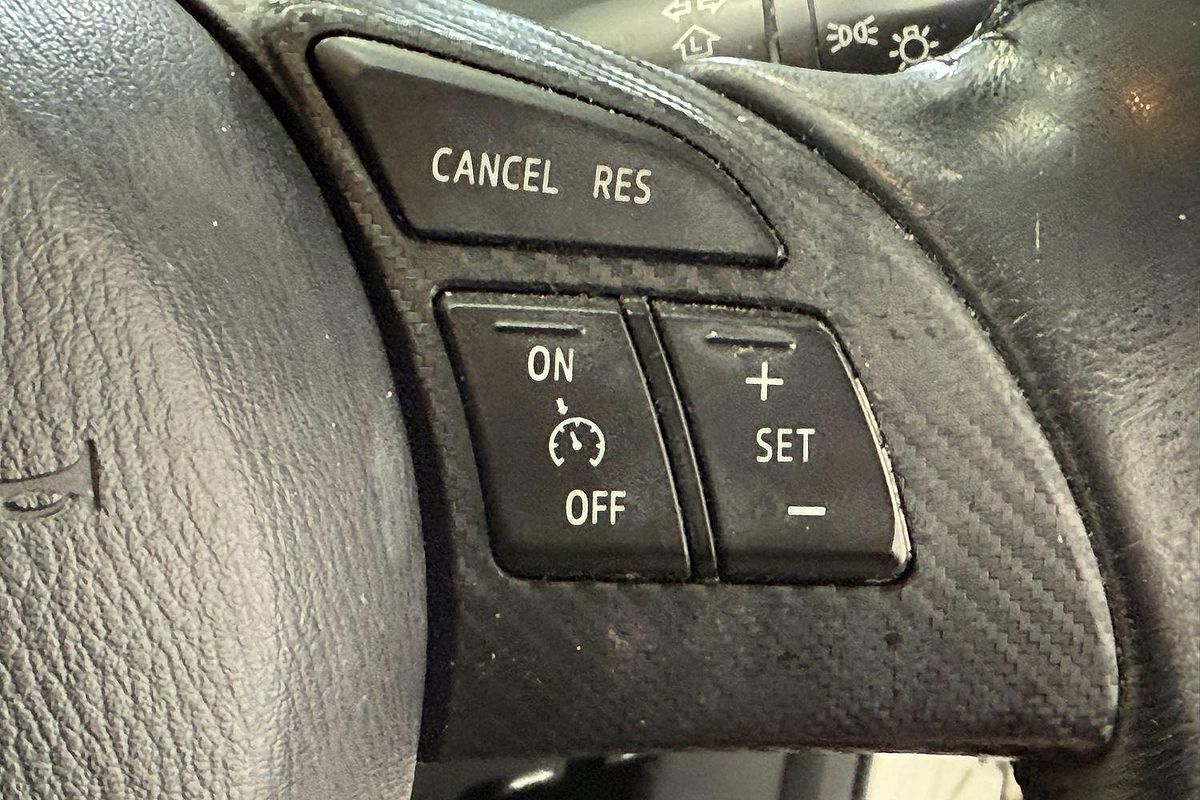 2015 Mazda 2 Maxx DJ Series