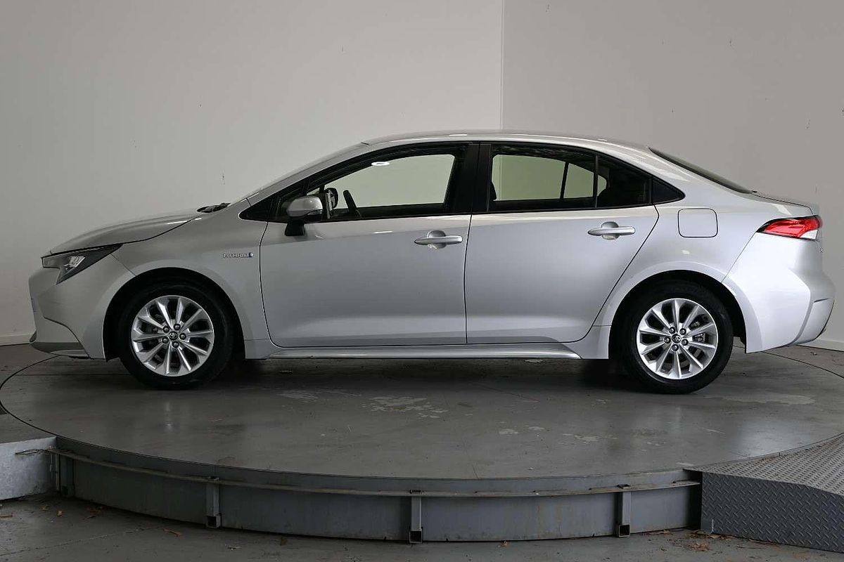 2022 Toyota Corolla Ascent Sport Hybrid ZWE211R