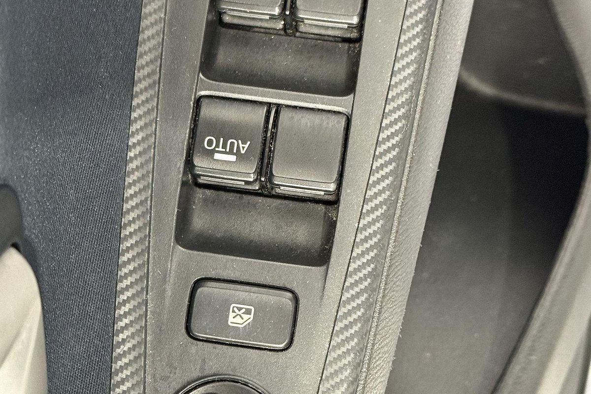 2015 Mazda 2 Maxx DJ Series