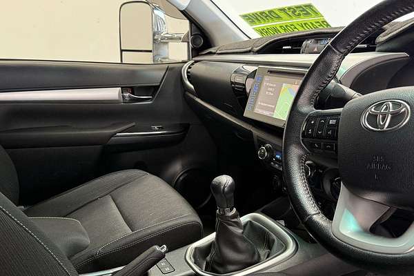2016 Toyota Hilux SR5 GUN126R 4X4