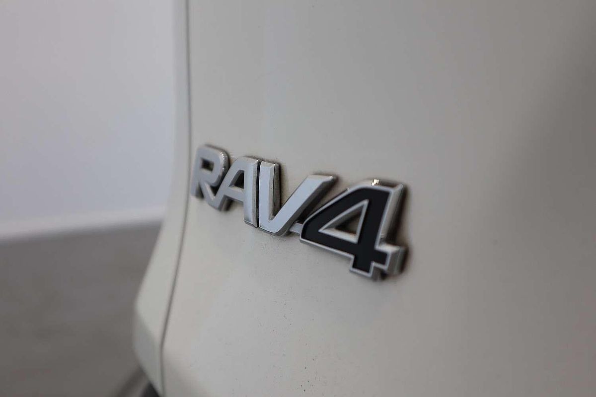 2021 Toyota RAV4 Cruiser AXAH52R
