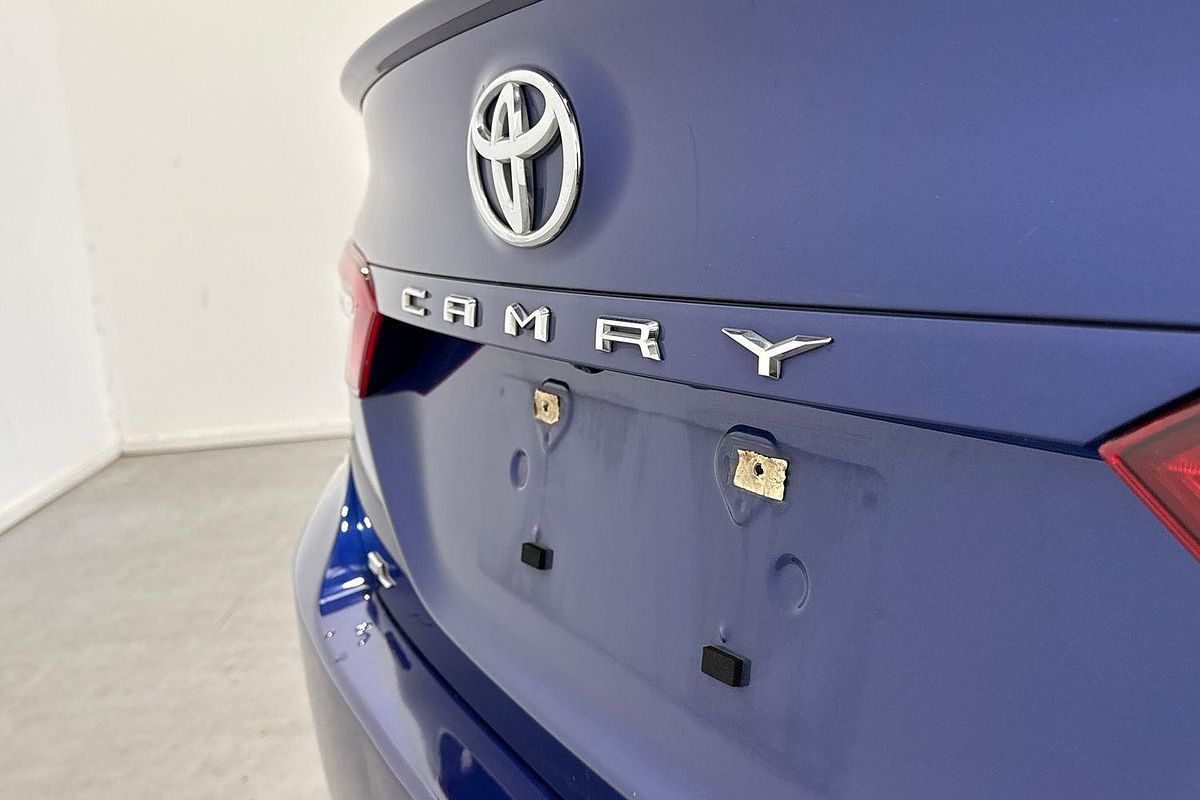 2018 Toyota Camry SL ASV70R