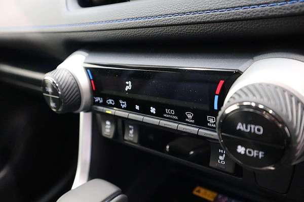 2024 Toyota RAV4 XSE AXAH54R