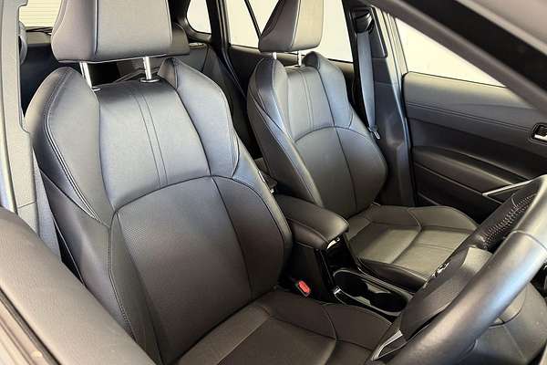 2024 Toyota Corolla Cross Atmos MXGH10R