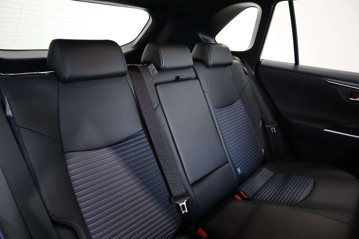 2024 Toyota RAV4 XSE AXAH54R