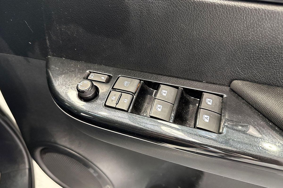 2024 Toyota Hilux SR5 48V GUN126R 4X4