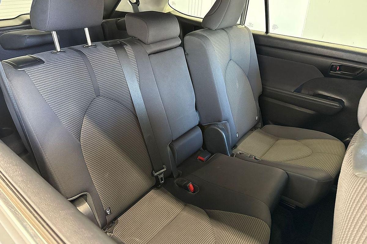 2022 Toyota Kluger GX GSU70R