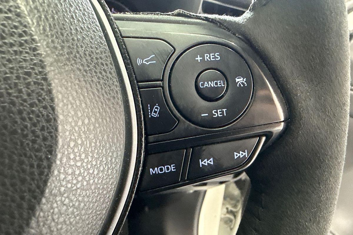 2020 Toyota RAV4 Cruiser MXAA52R