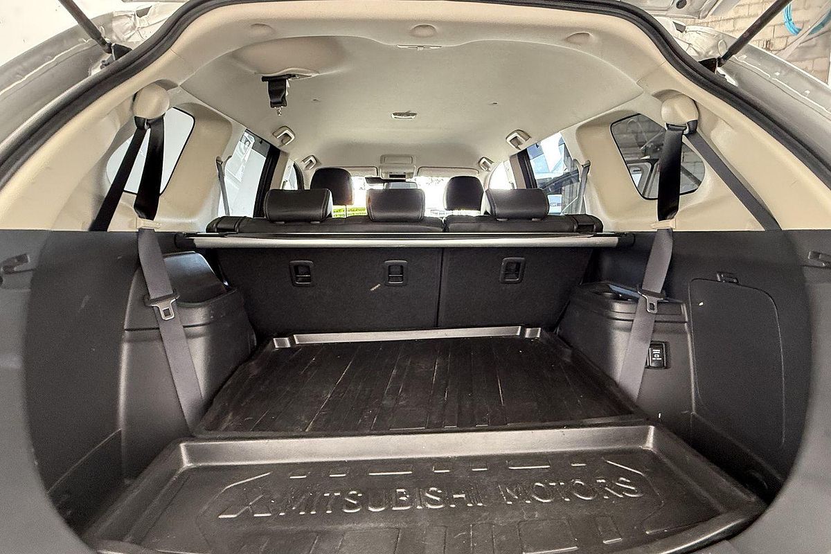 2019 Mitsubishi Outlander LS ZL