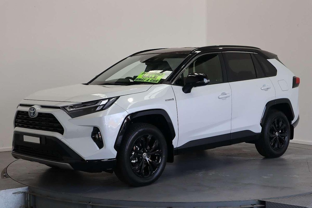 2024 Toyota RAV4 XSE AXAH54R