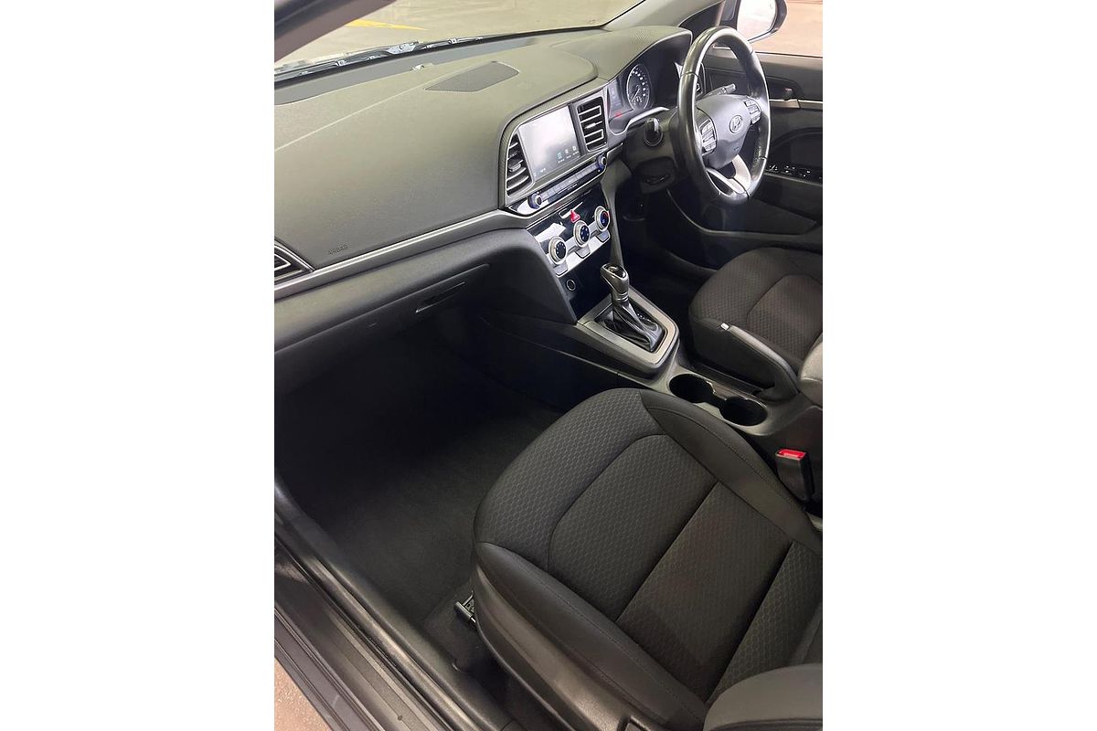 2019 Hyundai Elantra Active AD.2