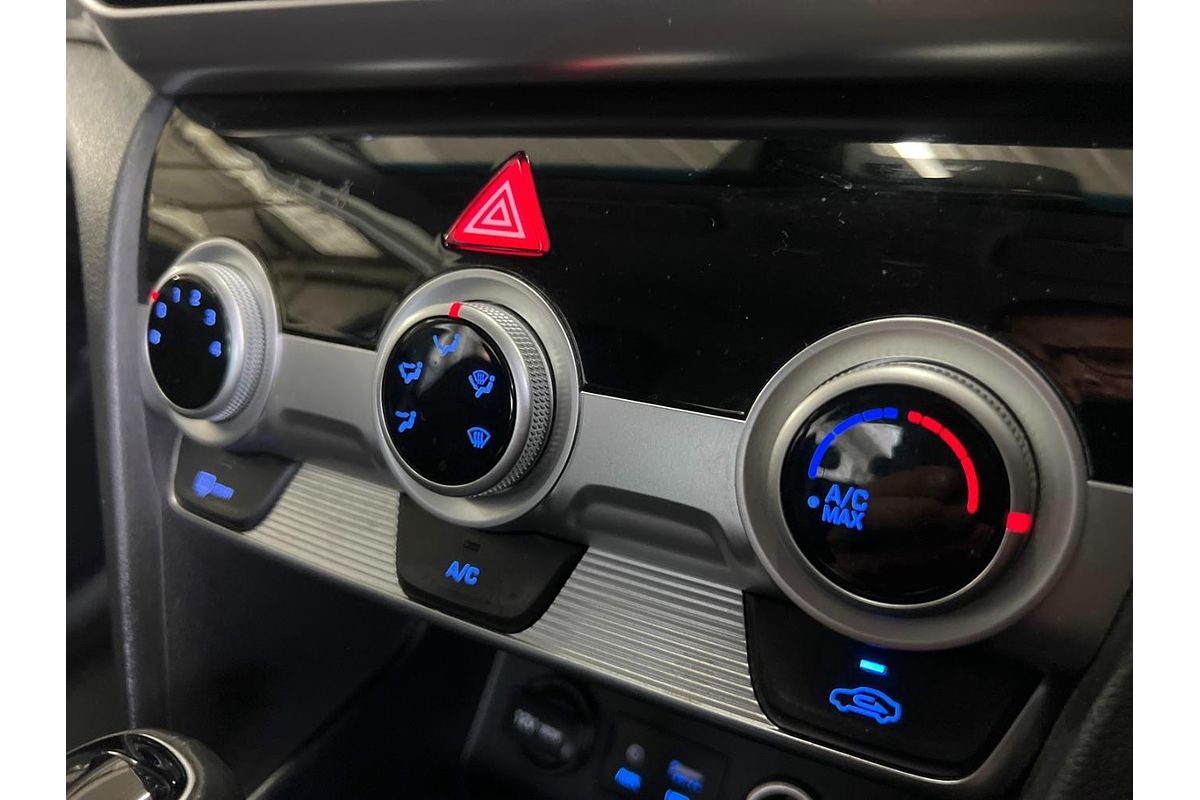 2019 Hyundai Elantra Active AD.2