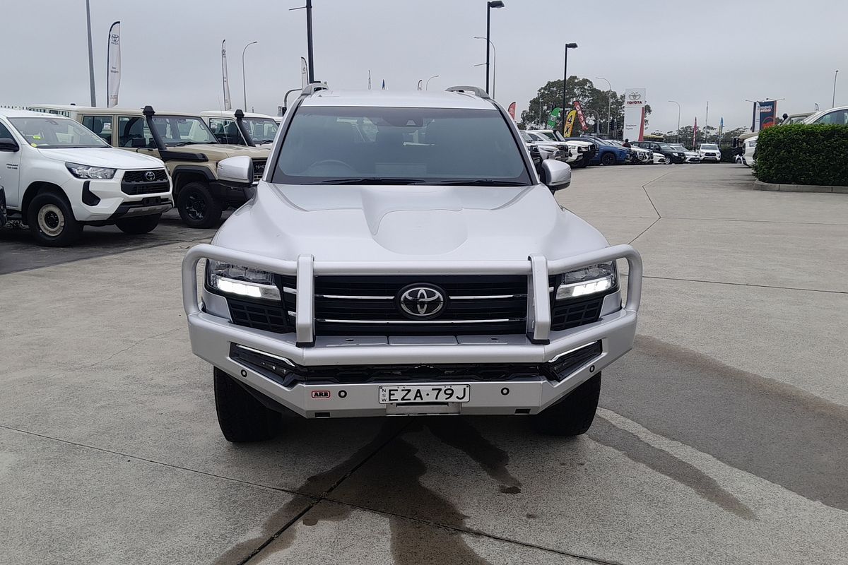 2023 Toyota Landcruiser GXL FJA300R