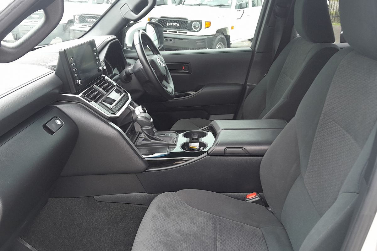 2023 Toyota Landcruiser GXL FJA300R