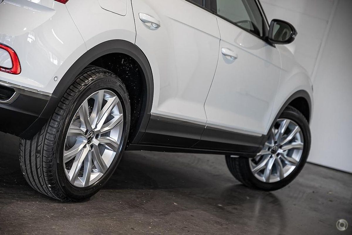 2025 Volkswagen T-Roc 110TSI Style D11