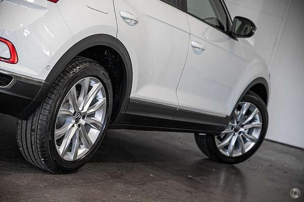 2025 Volkswagen T-Roc 110TSI Style D11