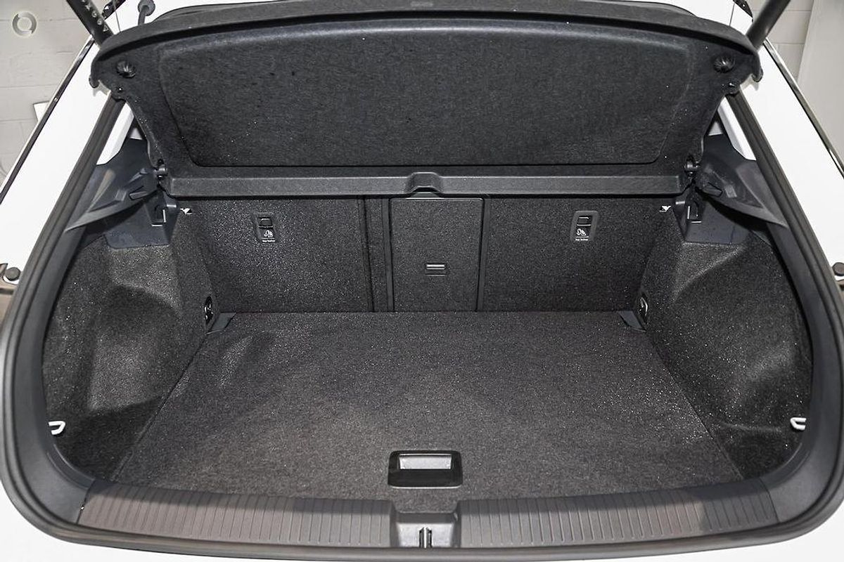 2025 Volkswagen T-Roc 110TSI Style D11