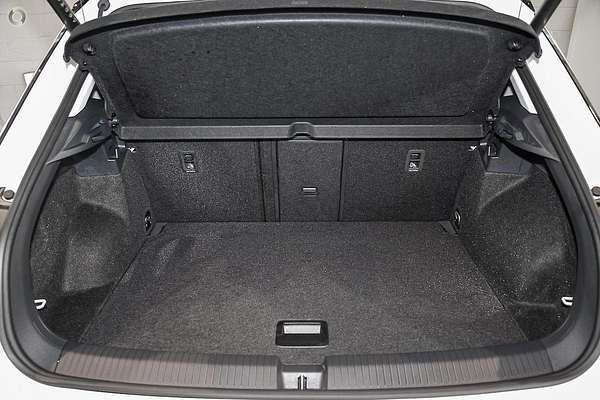 2025 Volkswagen T-Roc 110TSI Style D11