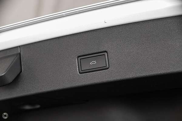 2025 Volkswagen T-Roc 110TSI Style D11