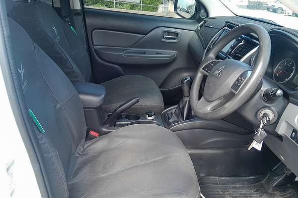 2017 Mitsubishi Triton GLX MQ 4X4