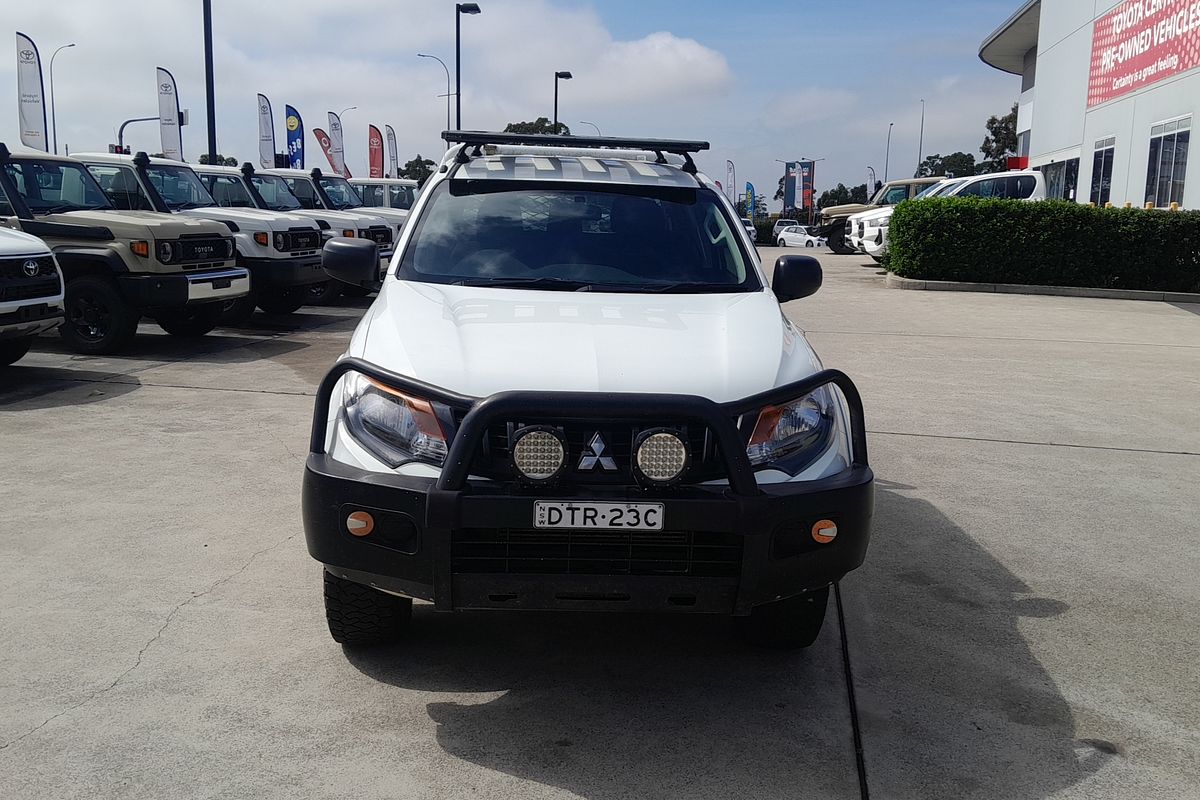 2017 Mitsubishi Triton GLX MQ 4X4